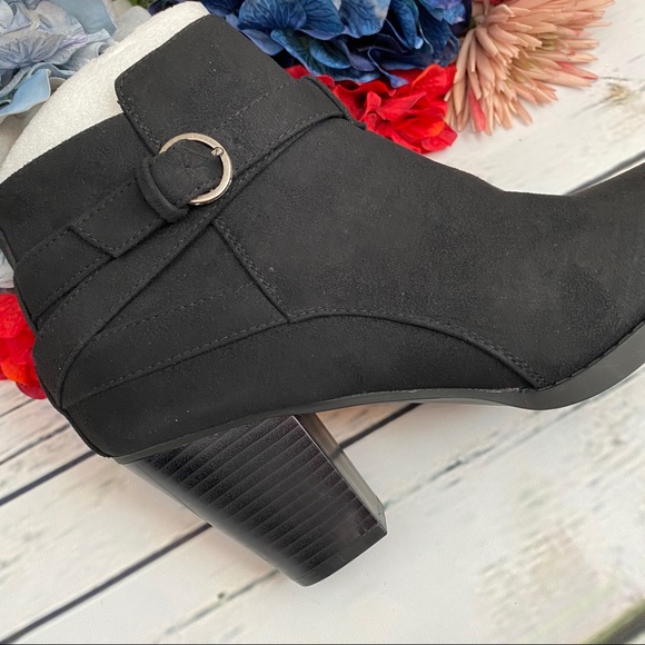 Black Bootie with Block Heel and Strappy Detail - Picture 9 of 16